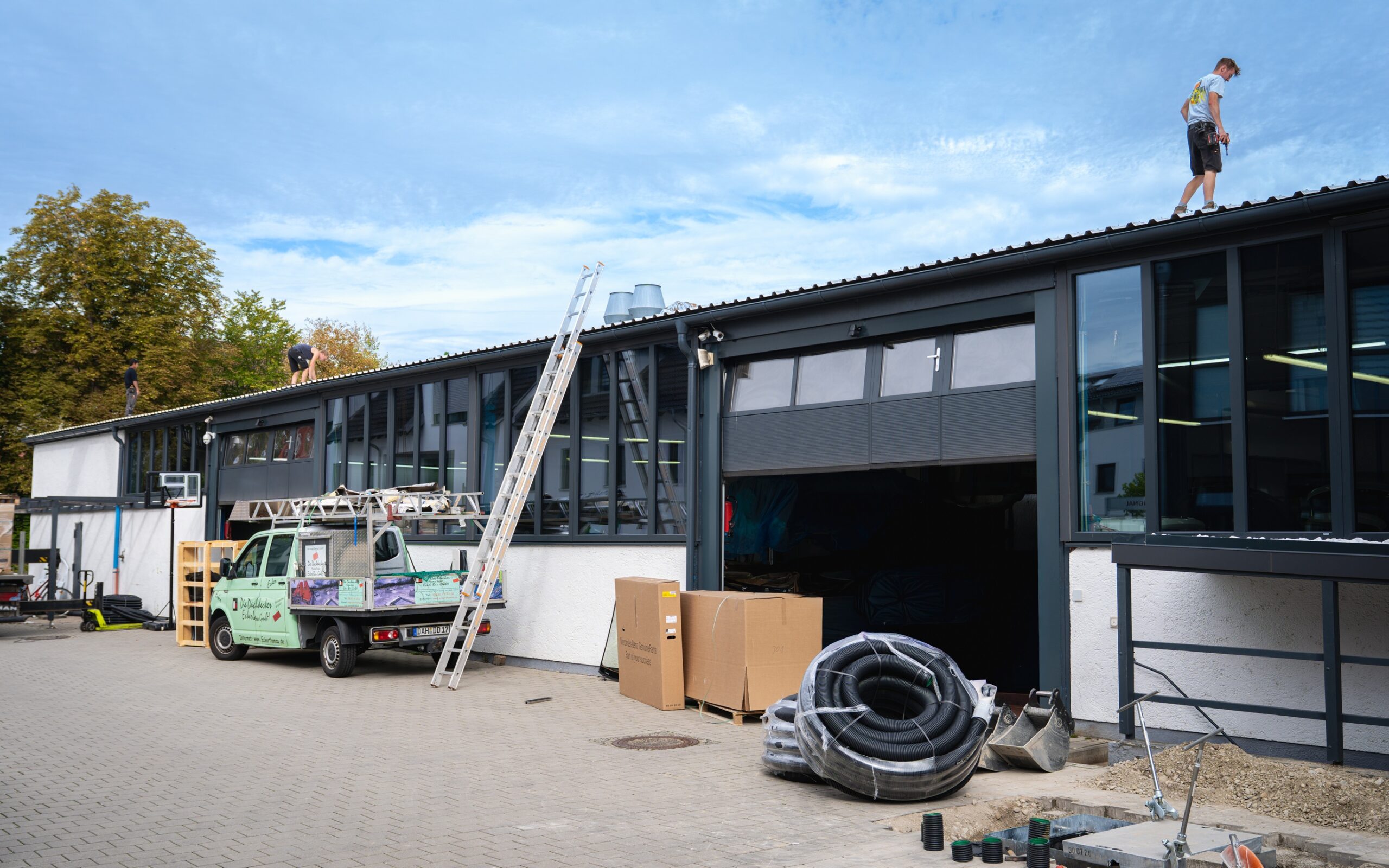 Außenbeleuchtung und Beleuchtungstechnik für ein Haus am Starnberger See mit konzeptioneller und funktioneller Beleuchtung von Isarstrom
